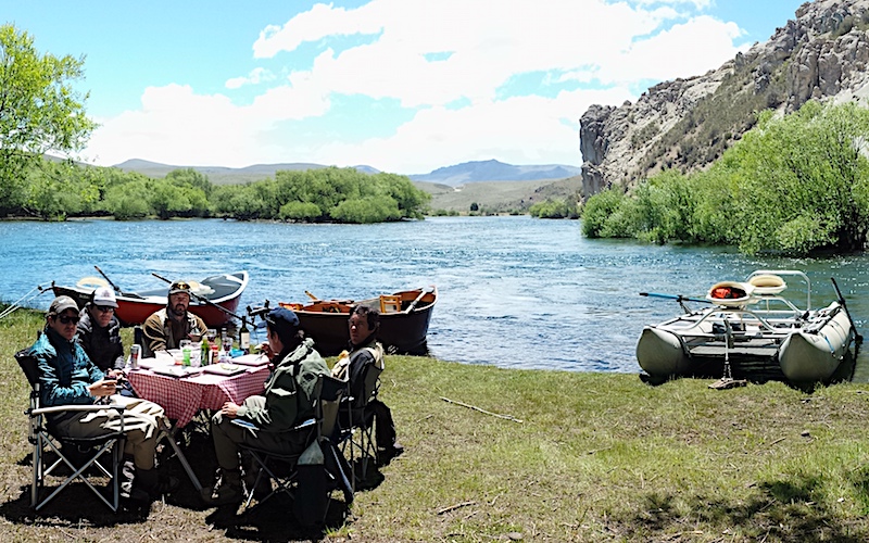 fishing rios de Patagonia norte-trout-guides-adventure-brown-rainbow-hatch-lakes-rivers-fontinalis